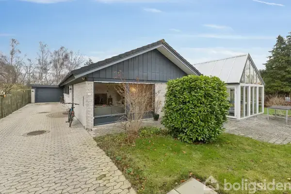 Villa på Jordbærvangen 15, 2765 Smørum