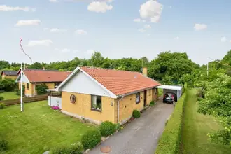 Villa på Lundshøjvej 6, Klemensker, 3782 Klemensker