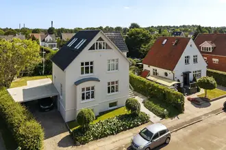 Villa på Jernbane Allé 35, Dalum, 5250 Odense SV