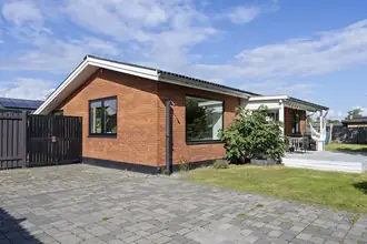 Villa på Søstrand Alle 13, 2650 Hvidovre
