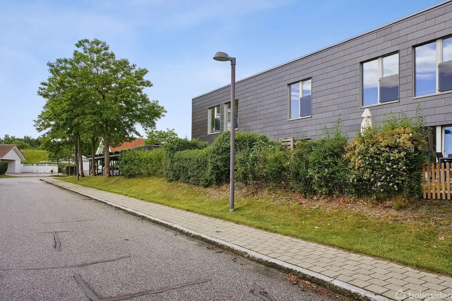 Lys og moderne lejlighed i Hillerød
