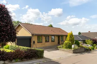 Villa på Rugbjergvej 123, Stavtrup, 8260 Viby J