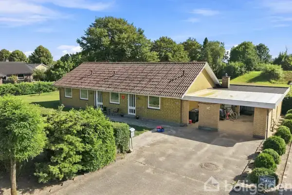 Villa på Byvænget 12, 6752 Glejbjerg