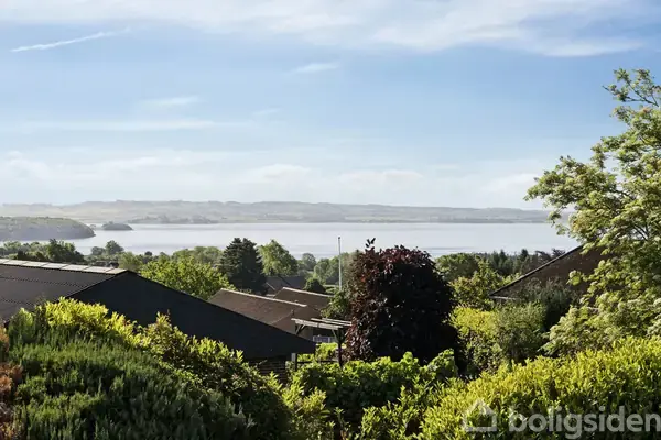 Villa på Multebærvej 12, 8410 Rønde