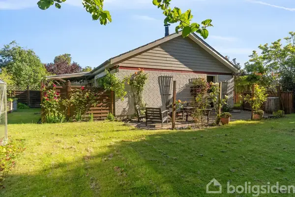 Villa på Bjertrupvej 31, 8362 Hørning