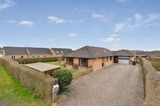 Villa på Knudmoseparken 39, Lind, 7400 Herning