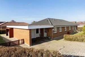 Villa på Idrætsalle 24, 9370 Hals