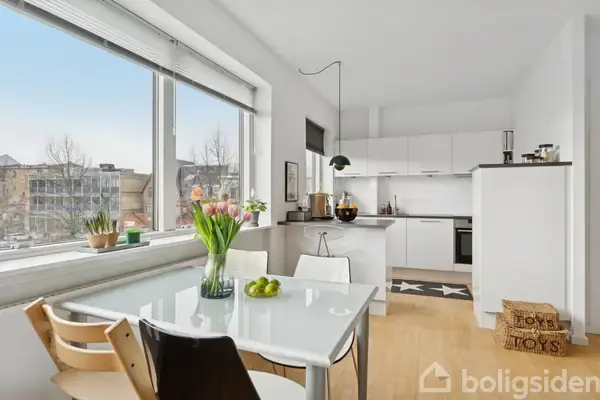 Ejerlejlighed på Usserød Kongevej 2, 2. mf., 2970 Hørsholm