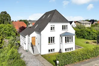 Villa på Skjoldsgade 5, 8260 Viby J