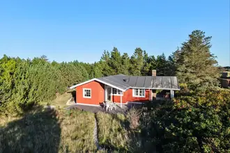 Fritidshus på Henriksvej 10, Lyngså, 9300 Sæby