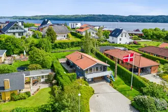 Villa på Svanemosevej 6, 7120 Vejle Øst