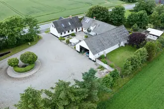 Landejendom på Hjørringvej 484, 9750 Østervrå