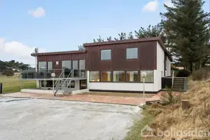 Villa på Lyngvig Havnevej 1, 6960 Hvide Sande