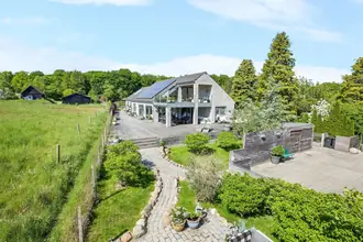 Villa på Skovdalen 20, Hareskov, 3500 Værløse