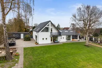 Villa på Åvej 14, 2680