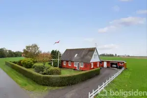 Villa på Præstegaden 6, 3751 Østermarie