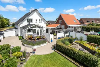 Villa på Holbergsvej 28, 7500 Holstebro