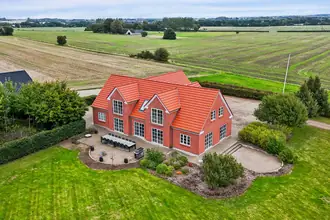 Landejendom på Snuhøjvej 23, Drøs, 8881 Thorsø