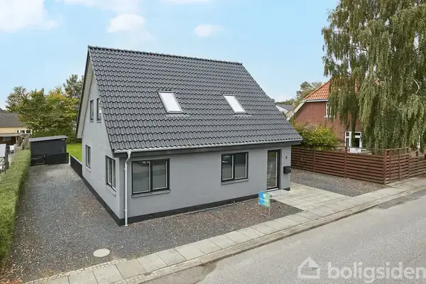 Villa på Damgårdsvej 8, 7160 Tørring