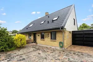 Villa på Rolighedsvej 5, 3390 Hundested