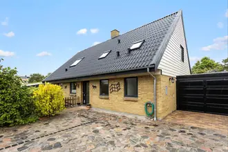 Villa på Rolighedsvej 5, 3390 Hundested