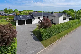 Villa på Håndværkervej 25, Hammerum, 7400 Herning