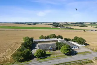 Landejendom på Komdrupvej 10, 9293 Kongerslev