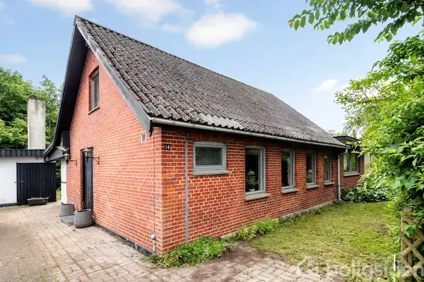 Villa på Kirkevej 14, 4672 Klippinge