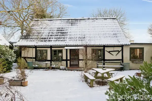 Landejendom på Terslev Overdrevsvej 8, 4690 Haslev