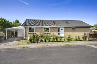 Villa på Snebærvej 21, Ølsemagle, 4600 Køge