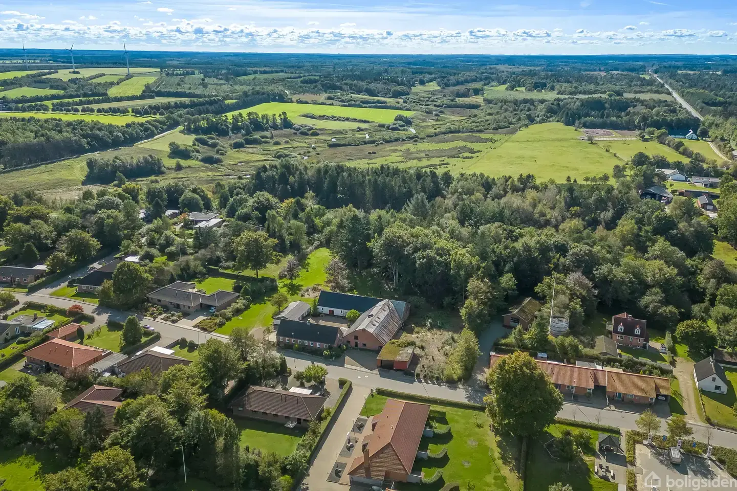Landejendom på Tjørnevej 16, 7540 Haderup