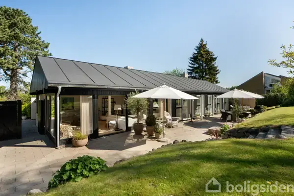 Villa på Langagervej 18, 2950 Vedbæk
