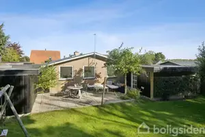 Villa på Safirvej 10, 8541 Skødstrup