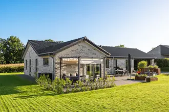 Villa på P. Vejsgaardsvænget 64, 8550 Ryomgård