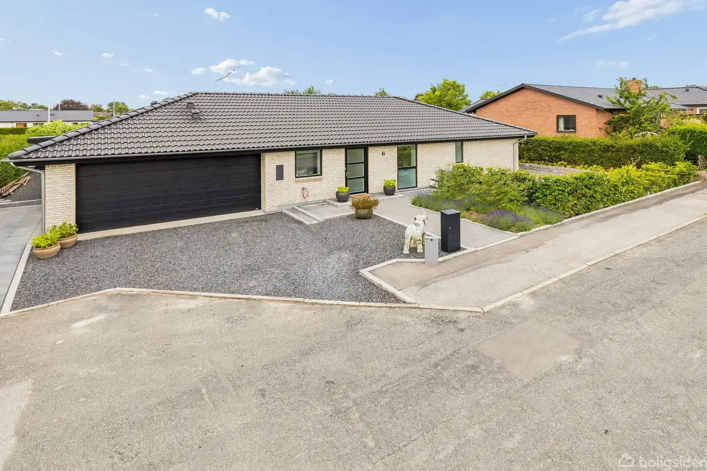 Villa på Ribisvej 6, 3600 Frederikssund