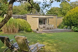 Villa på Ellesletten 15, Trørød, 2950 Vedbæk