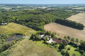Landejendom på Foldbjergvej 3, Sparkær, 8800 Viborg