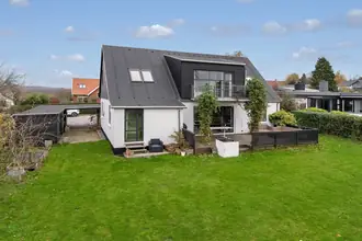 Villa på Skolevænget 4, Strandhuse, 6000 Kolding