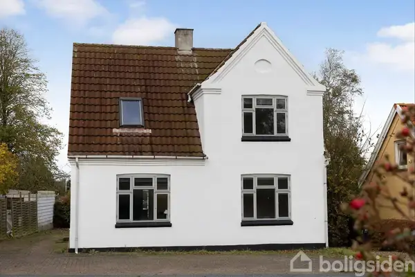 Villa på Nykøbingvej 33, 4460 Snertinge