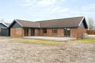 Villa på Lyngvej 8, Svenstrup, 8450 Hammel