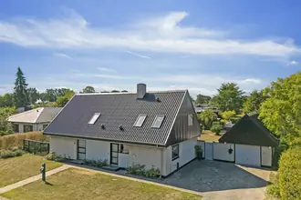 Villa på Lokesvej 19, 4873 Væggerløse