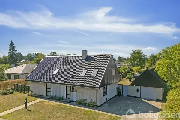 Villa på Lokesvej 19, 4873 Væggerløse