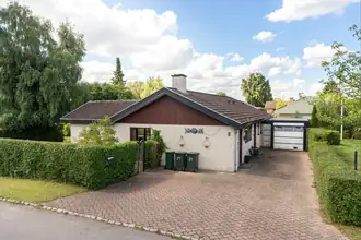 Villa på Allikevænget 8, 4060 Kirke Såby