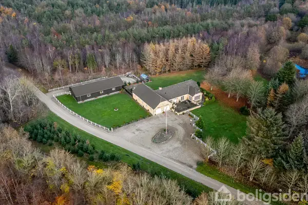 Landejendom på Meldmosevej 5, 7660 Bækmarksbro
