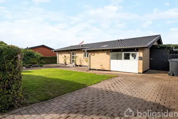 Villa på Acervej 8, 8462 Harlev J
