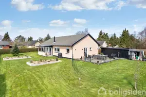Villa på Skovvej 37, 4840 Nørre Alslev