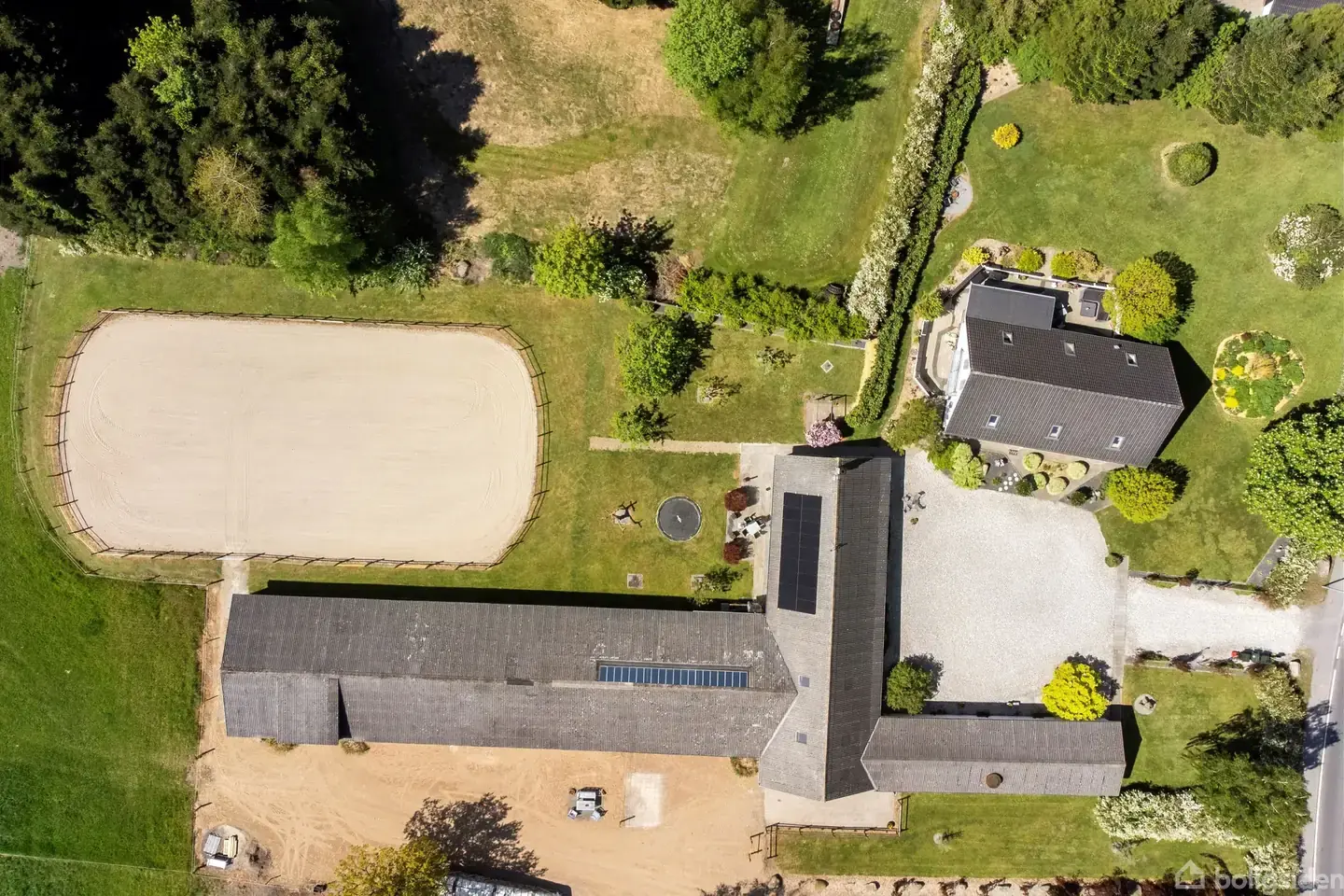 Landejendom på Molsvej 60, 8410 Rønde