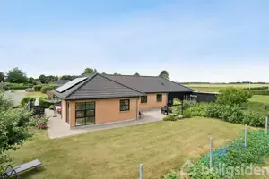 Villa på Vangen 10, 8981 Spentrup