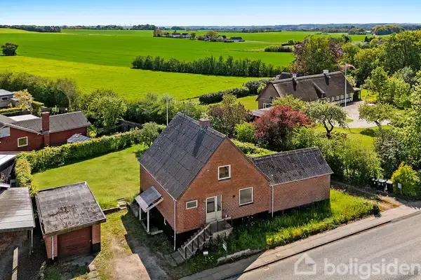Villa på Jebjergvej 52, 8870 Langå