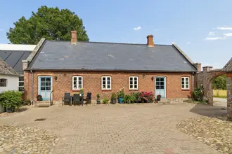 Landejendom på Randrupmøllevej 11, 8800 Viborg